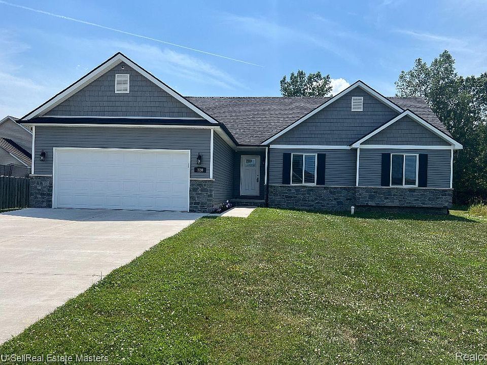 1st image of 120 Capitol Dr
