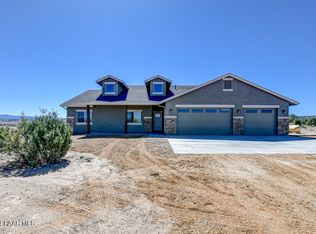 1355 W Shadow Ridge Rd, Paulden, AZ 86334