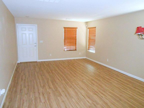3rd image of 11243 Fort Vasquez St