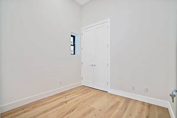 Rented by Crifasi Real Estate | media 9