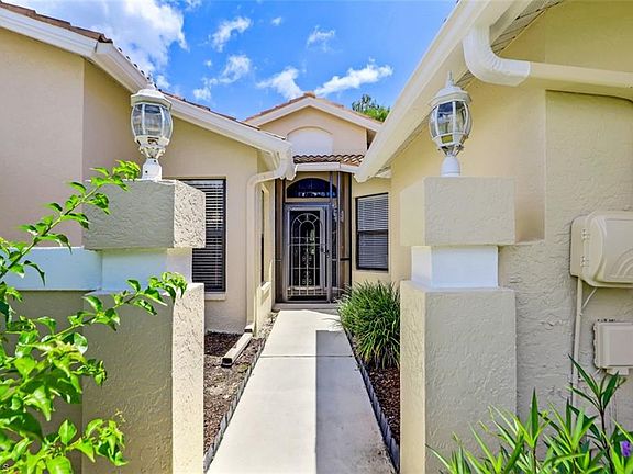 2nd image of 12807 Maiden Cane Ln