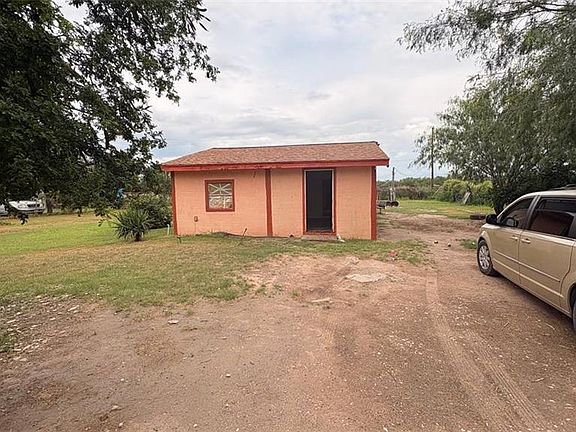 2nd image of 3412 Aarons Dr