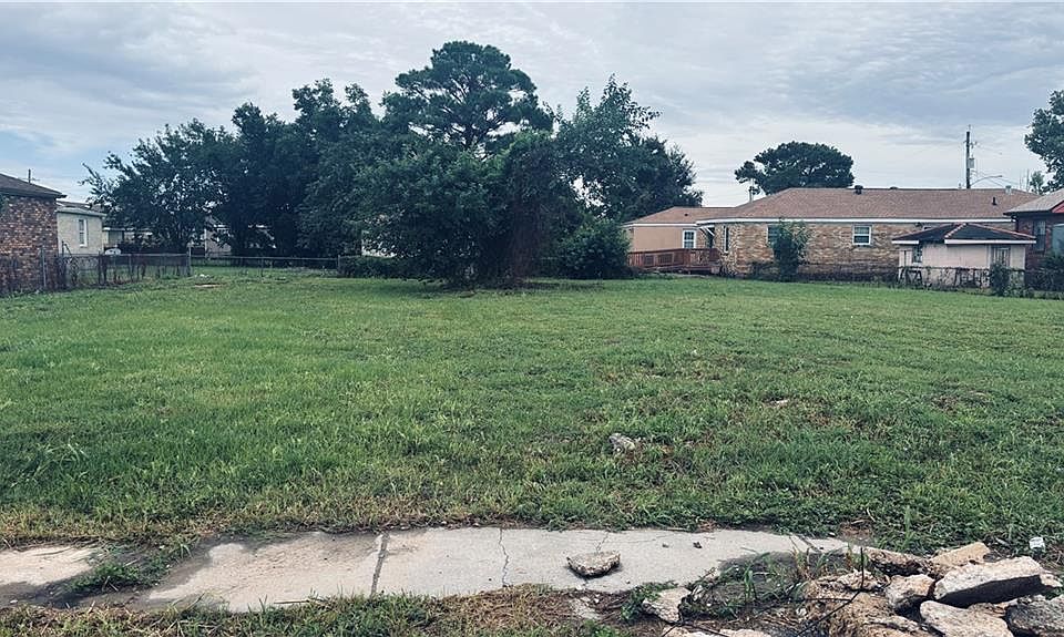 1st image of 9127 Colapissa St