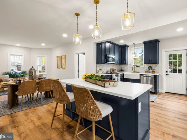425 N Broadway, Pitman, NJ 08071