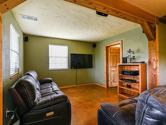 4th image of 317 Highway 2729 N Lyon St #N