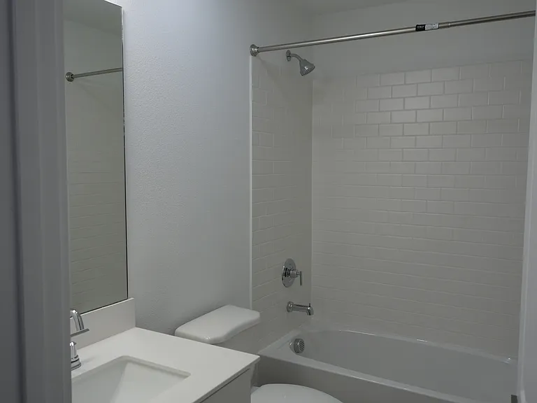 Third Floor Bedroom 2/3 Bathroom