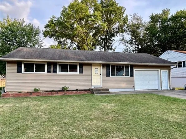 434 Seneca Dr, Dover, OH 44622