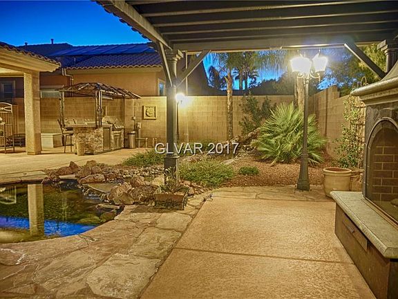 4th image of 5530 Villa Lucia Ct