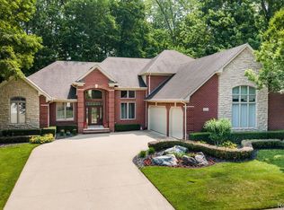 48246 Rosewood Dr, Shelby Township, MI 48315