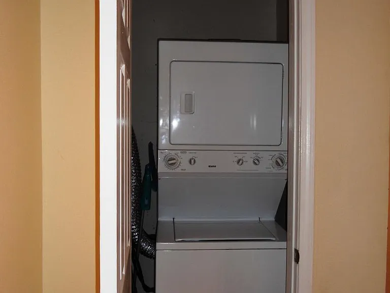 3919 Shenandoah Ave — Photo 11