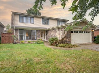 6929 N Chicora Ave, Chicago, IL