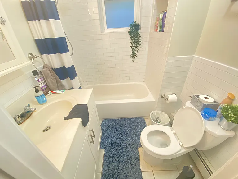 1641 Commonwealth Ave — Photo 5