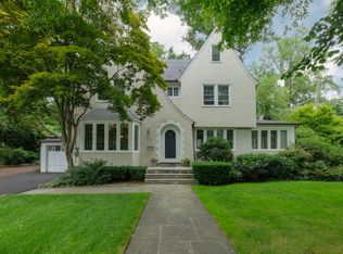 19 Hawthorne Rd, Bronxville, NY 10708
