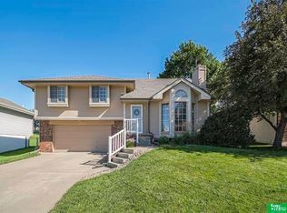 15310 Spencer St, Omaha, NE 68116