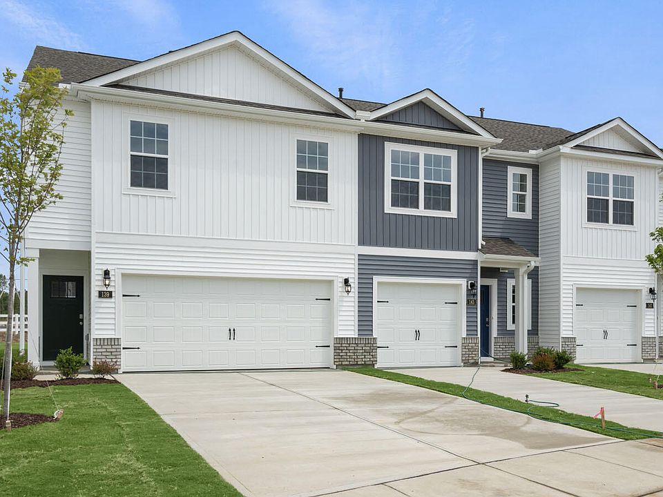 1st image of 35 Virgo Dr