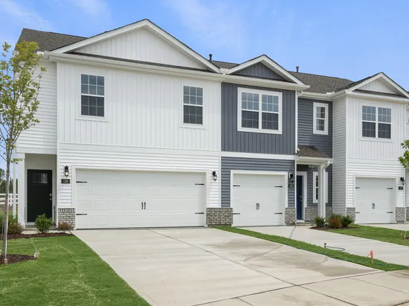 35 Virgo Dr, Angier, NC 27501