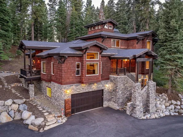 10976 Skislope Way, Truckee, CA 96161
