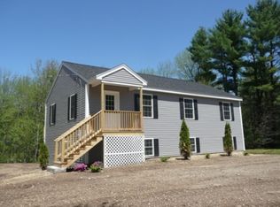 16 Essex Dr, Raymond, NH 03077
