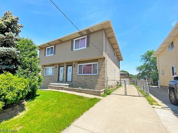 2nd image of 1397-1399 E 262nd St
