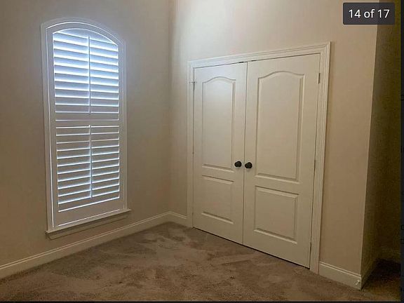 3rd image of 208 Parker Ln