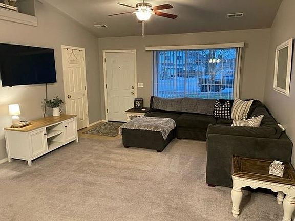 3rd image of 1125 W Wishkah Ave