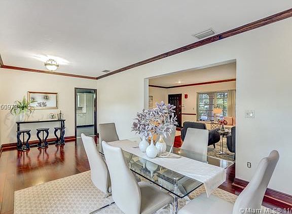 2nd image of 340 Fluvia Ave
