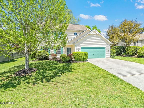 4th image of 5909 Tennyson Dr