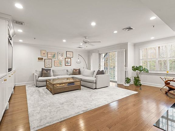 4th image of 27C Maple St #C