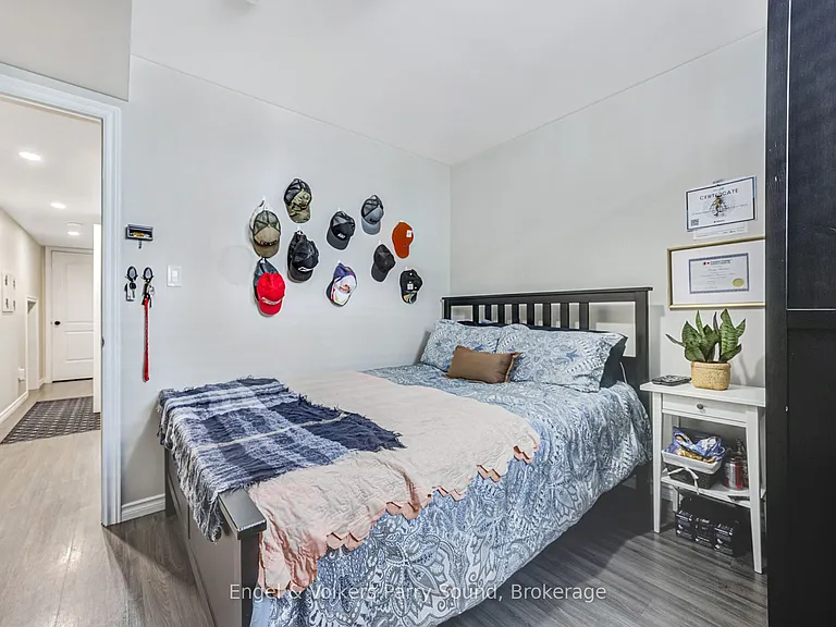 6 Lawrence St #B — Photo 11