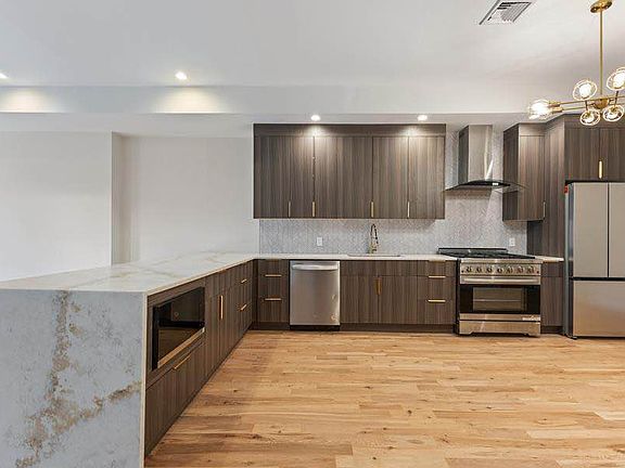 3rd image of 234 Court St #2