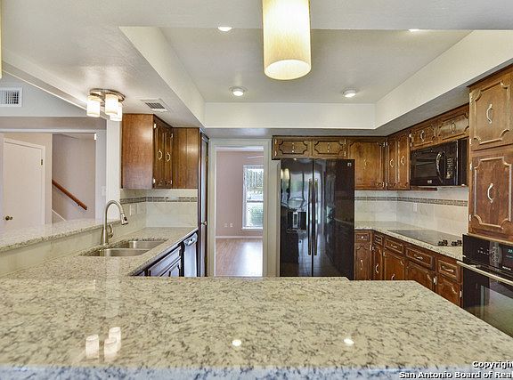 4th image of 9018 Swinburne Ct