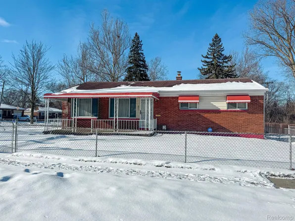 6041 Cypress Dr, Mount Morris, MI 48458