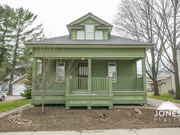 2nd image of 818 N 3rd Ave