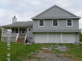 3563 Lockport Olcott Rd, Lockport, NY 14094