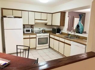 23 Atlantis Ter, Freehold, NJ 07728