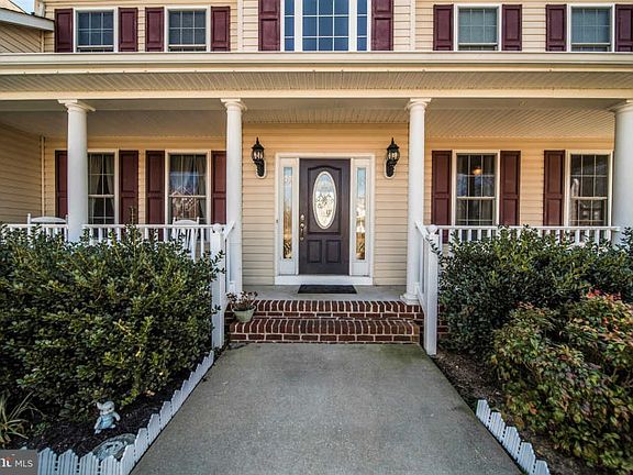 2nd image of 316 Bannister Ct