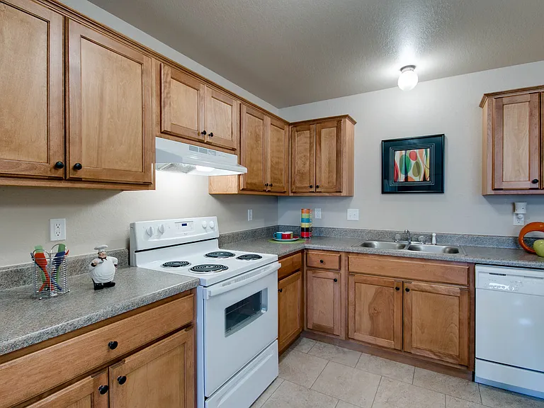 Stone Pointe — Photo 19