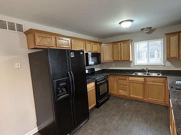 4th image of 13333 Turnberry Ct