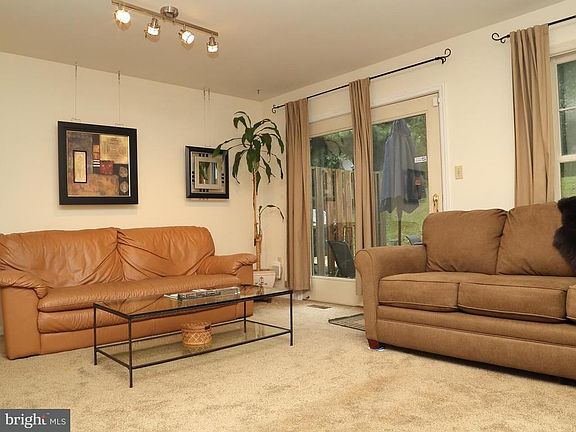 3rd image of 119 Pentail Dr