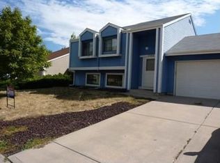 11956 W Bowles Cir, Littleton, CO 80127