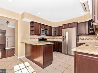 111 Roxborough Ave, Philadelphia, PA 19127