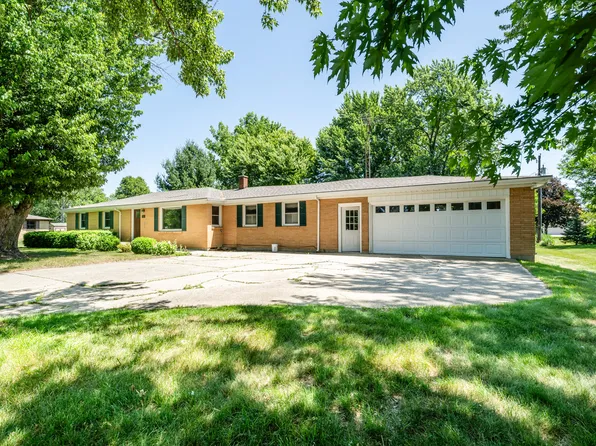 3813 Green Acre Dr, Saint Joseph, MI 49085