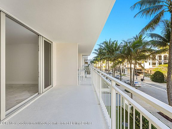 3rd image of 100 Worth Ave APT 308