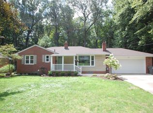 1235 Cherokee Dr, Youngstown, OH