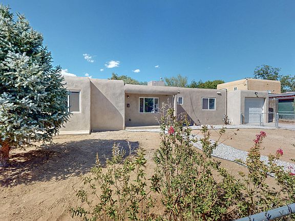3rd image of 5509 Arvilla Ave NE