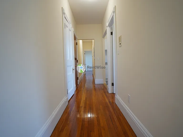 504 Beacon St #31U — Photo 8
