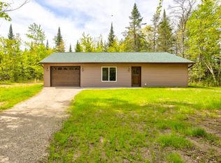 W10561 Fox Ln, Crivitz, WI 54114