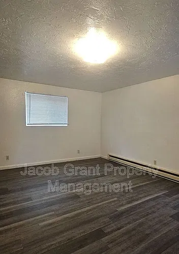 1340 Paul St #4 Photo 1 1340 Paul St #4 Photo 1