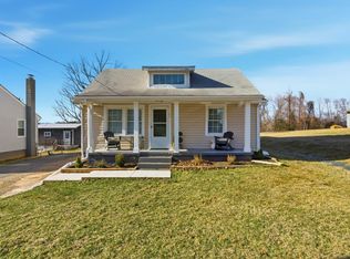 609 Pine Dr, Lynchburg, VA 24503