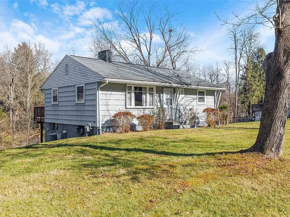 2309 Linwood Dr, Allison Park, PA 15101